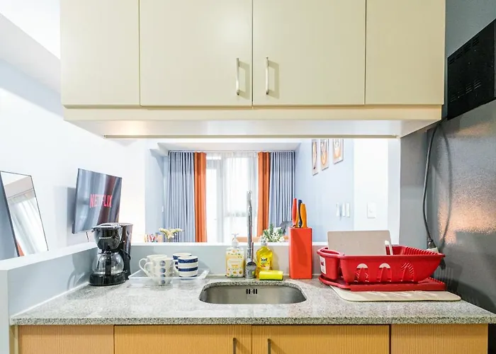 2br Uptown Bgc-33floor View And Near Malls And Restos