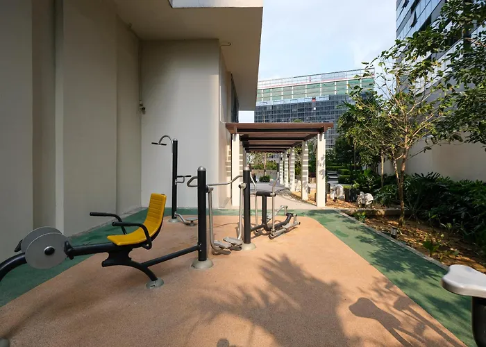 Apartahotel 2br Uptown Bgc-33floor View And Near Malls And Restos 4*
